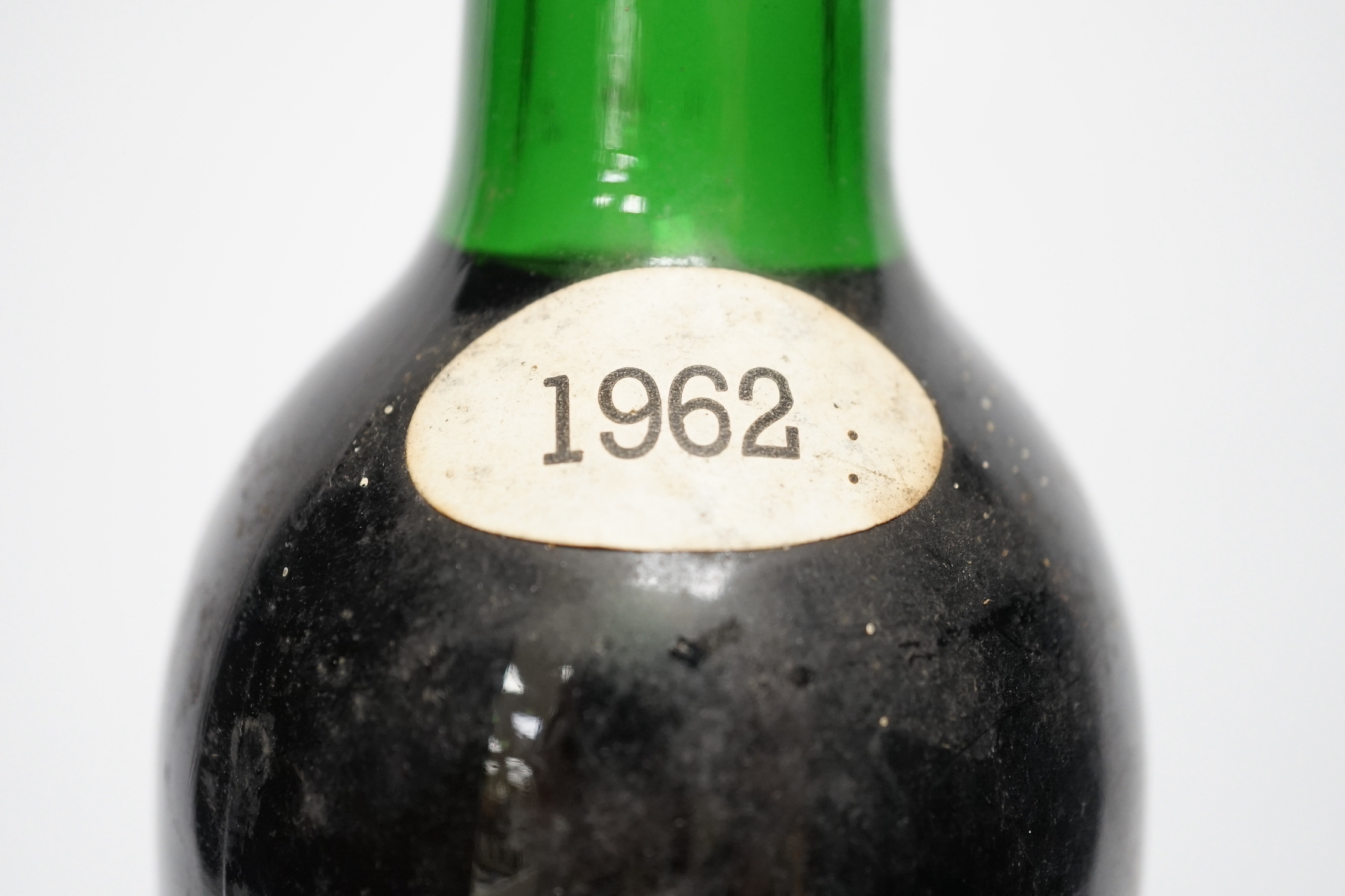 One bottle of Chateau Batailley, 1962